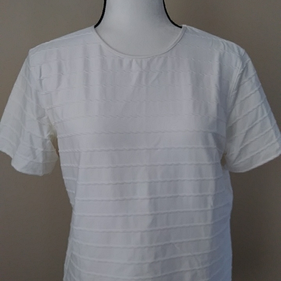 Talbots Stretch Short Sleeve Pattern White Top - Picture 4 of 13